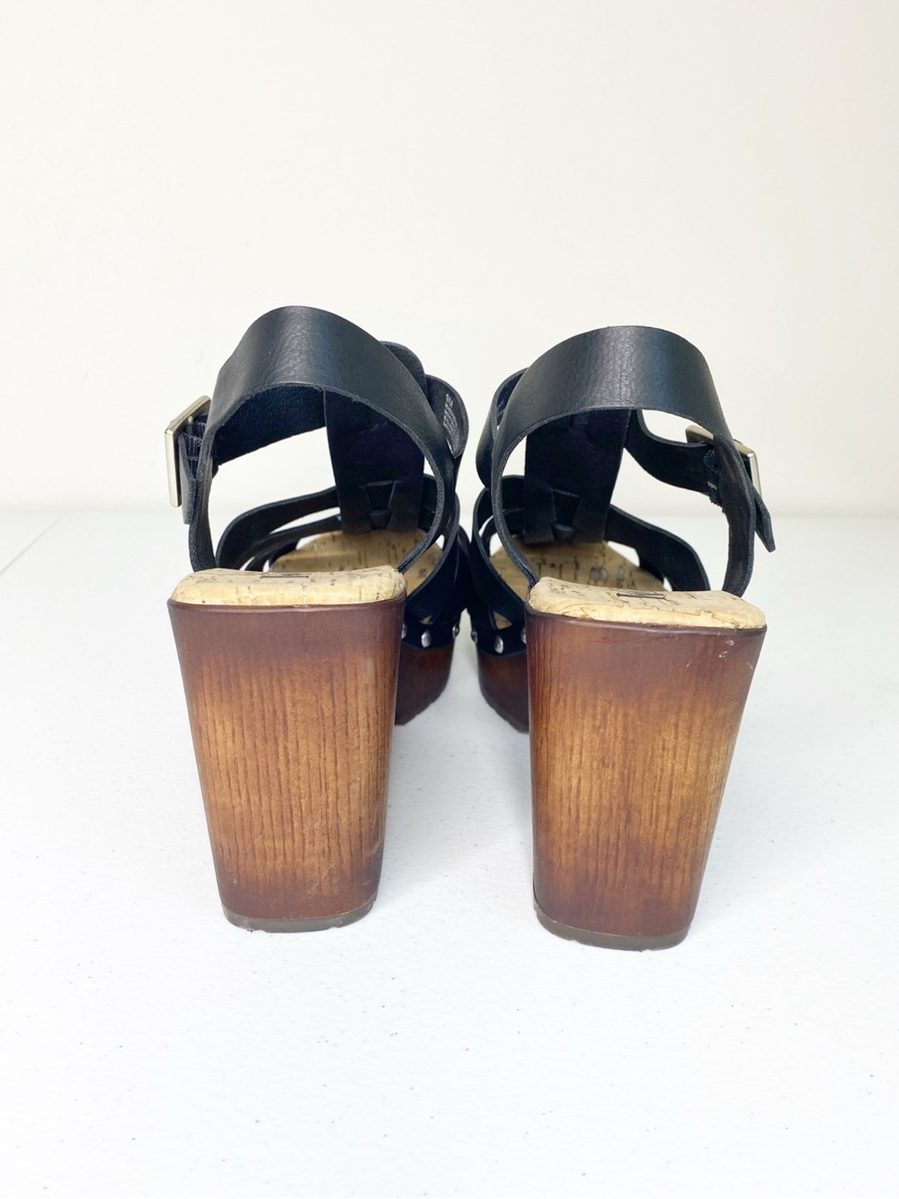 Korks Whitney Platform Fisherman Style Sandal in Black Size 9 Like new! - Picture 6 of 8